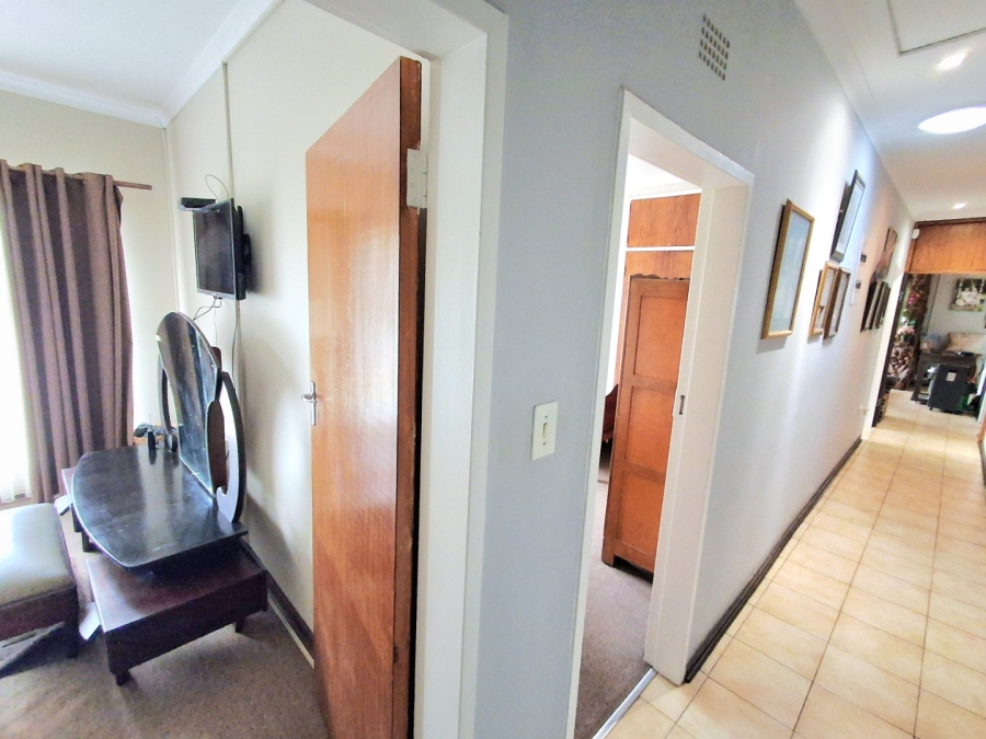 4 Bedroom Property for Sale in Vaalpark Free State